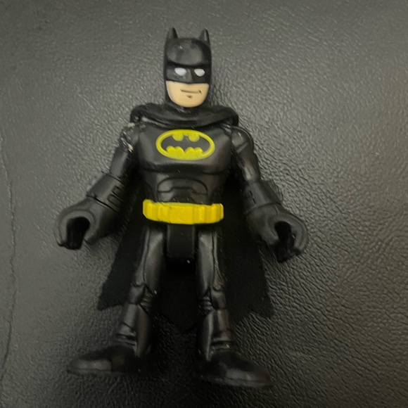Batman Figure - Picture 1 of 4